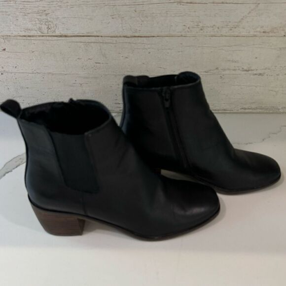 Lucky Brand black leather boots size 6.5 - Picture 1 of 5